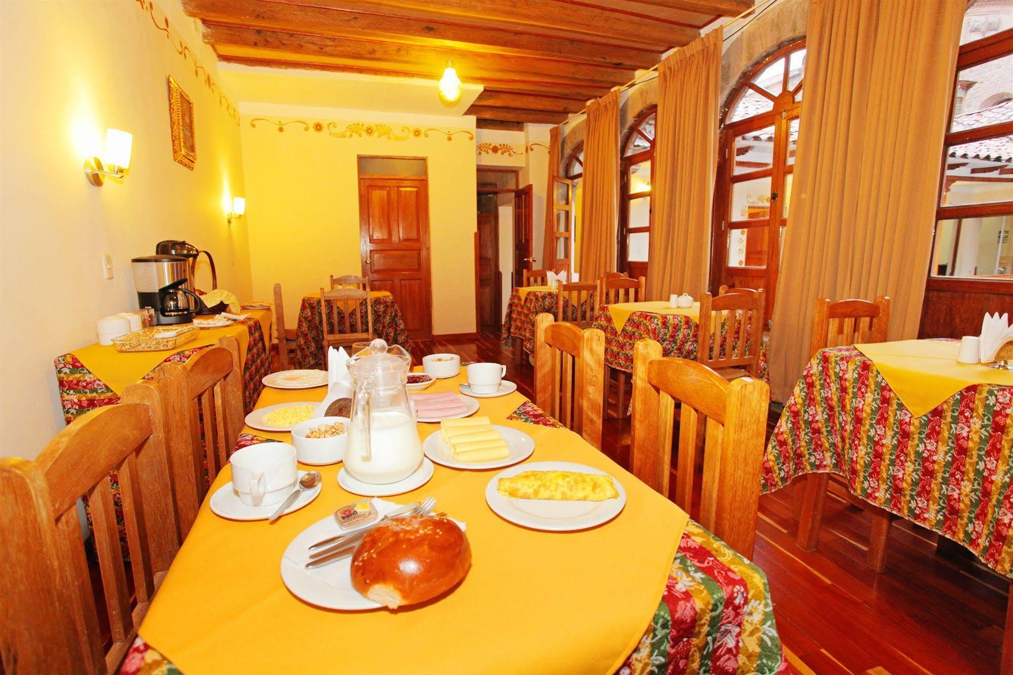 La Casa De Selenque 3*